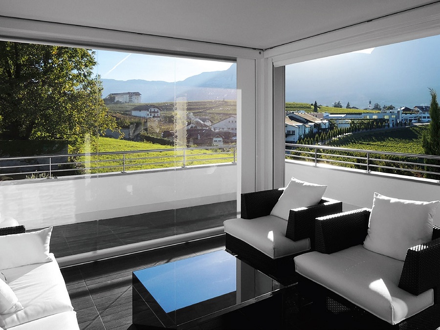 TENDE IN PVC PER CHIUSURA LATERALE VERANDA